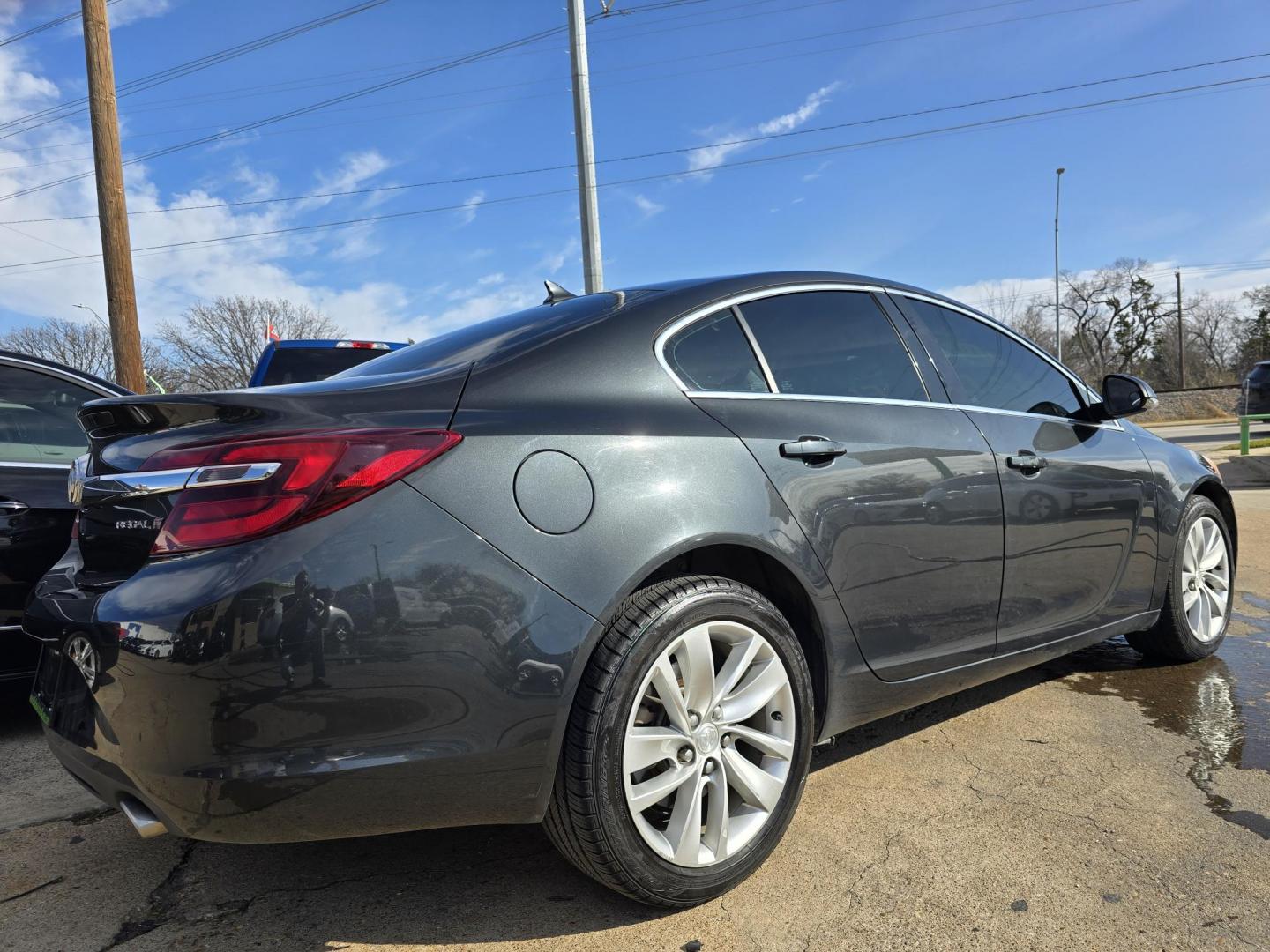2014 BLACK Buick Regal Turbo (2G4GK5EX4E9) with an 2.0L L4 DOHC 16V TURBO engine, 6-Speed Automatic transmission, located at 2660 S.Garland Avenue, Garland, TX, 75041, (469) 298-3118, 32.885551, -96.655602 - Photo#3