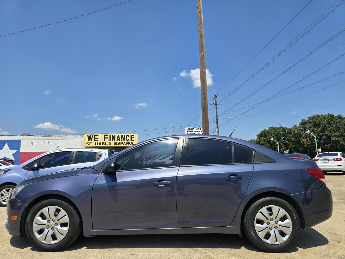 2014 BLUE /GRAY CHEVROLET CRUZE LS LS (1G1PA5SH7E7) , AUTO transmission, located at 2660 S.Garland Avenue, Garland, TX, 75041, (469) 298-3118, 32.885551, -96.655602 - Welcome to DallasAutos4Less, one of the Premier BUY HERE PAY HERE Dealers in the North Dallas Area. We specialize in financing to people with NO CREDIT or BAD CREDIT. We need proof of income, proof of residence, and a ID. Come buy your new car from us today!! This is a very clean 2014 CHEVY CRUZE - Photo#6