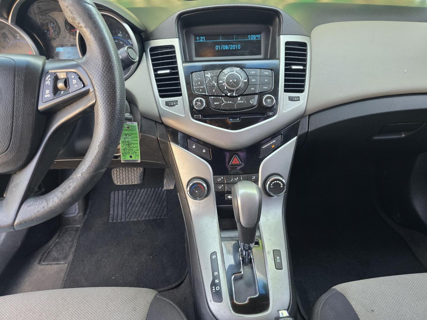 2014 BLUE /GRAY CHEVROLET CRUZE LS LS (1G1PA5SH7E7) , AUTO transmission, located at 2660 S.Garland Avenue, Garland, TX, 75041, (469) 298-3118, 32.885551, -96.655602 - Welcome to DallasAutos4Less, one of the Premier BUY HERE PAY HERE Dealers in the North Dallas Area. We specialize in financing to people with NO CREDIT or BAD CREDIT. We need proof of income, proof of residence, and a ID. Come buy your new car from us today!! This is a very clean 2014 CHEVY CRUZE - Photo#13