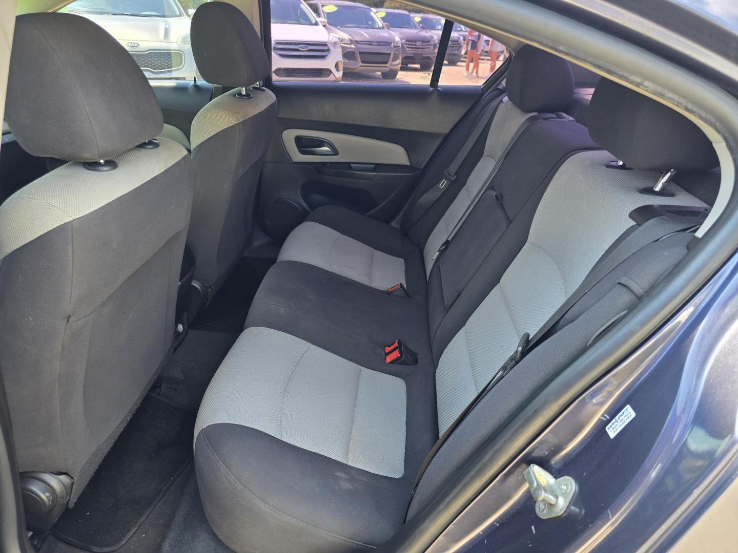 2014 BLUE /GRAY CHEVROLET CRUZE LS LS (1G1PA5SH7E7) , AUTO transmission, located at 2660 S.Garland Avenue, Garland, TX, 75041, (469) 298-3118, 32.885551, -96.655602 - Welcome to DallasAutos4Less, one of the Premier BUY HERE PAY HERE Dealers in the North Dallas Area. We specialize in financing to people with NO CREDIT or BAD CREDIT. We need proof of income, proof of residence, and a ID. Come buy your new car from us today!! This is a very clean 2014 CHEVY CRUZE - Photo#14