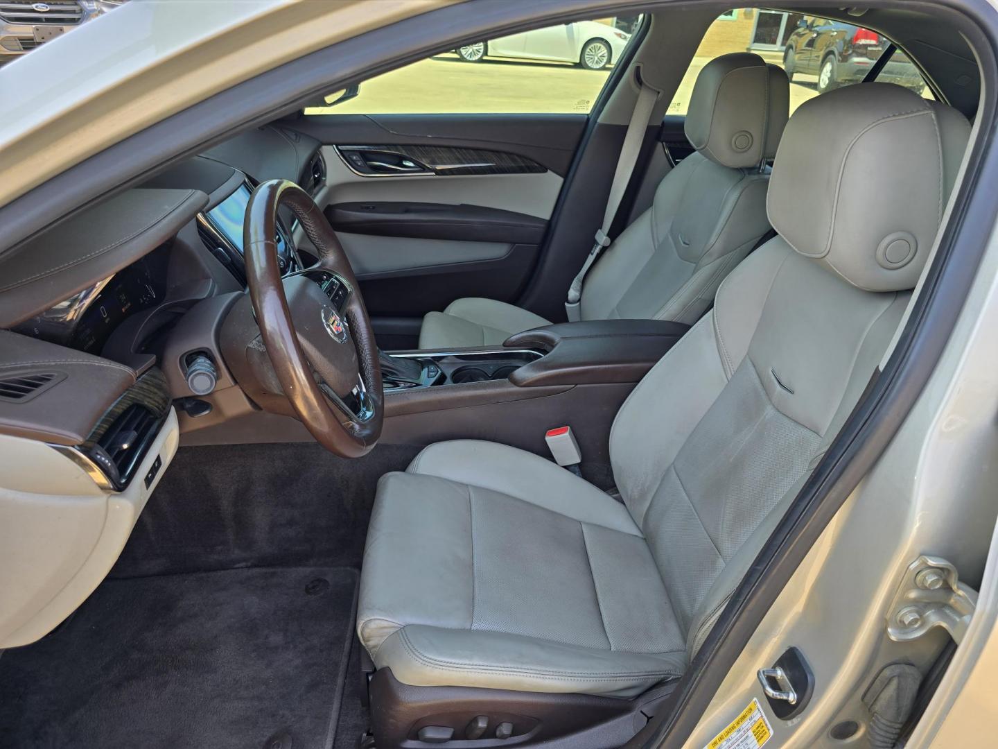 2014 Cadillac ATS 2.0L Luxury (1G6AB5SX7E0) with an 2.0L L4 DOHC 16V engine, AUTO transmission, located at 2660 S.Garland Avenue, Garland, TX, 75041, (469) 298-3118, 32.885551, -96.655602 - Photo#13