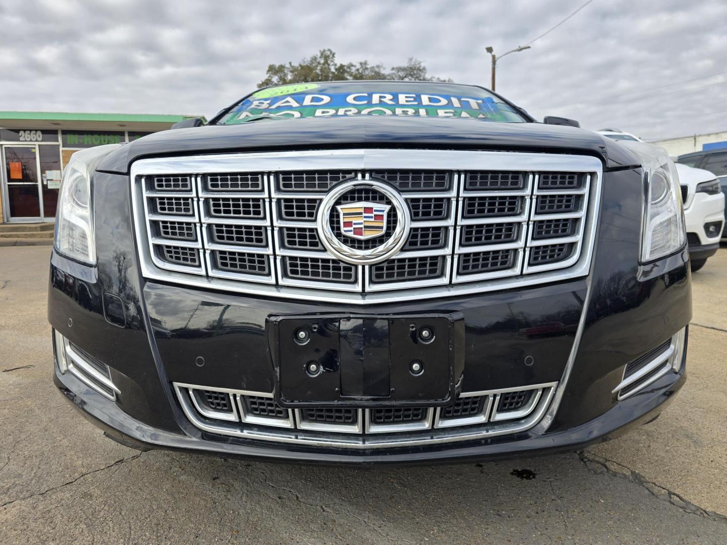 2014 BLACK Cadillac XTS Luxury (2G61M5S35E9) with an 3.6L V6 DOHC 24V engine, 6-Speed Automatic transmission, located at 2660 S.Garland Avenue, Garland, TX, 75041, (469) 298-3118, 32.885551, -96.655602 - Photo#11