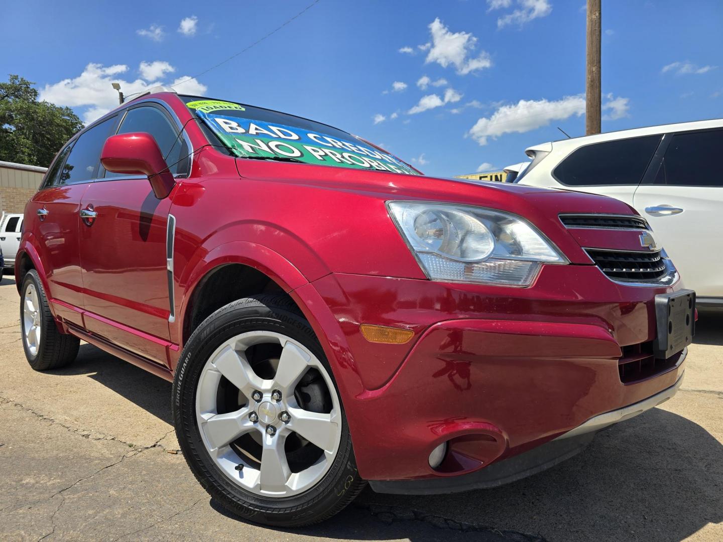 2014 RED /BLACK Chevrolet Captiva Sport LTZ (3GNAL4EK8ES) with an 2.4L L4 DOHC 16V FFV engine, 6-Speed Automatic transmission, located at 2660 S.Garland Avenue, Garland, TX, 75041, (469) 298-3118, 32.885551, -96.655602 - Welcome to DallasAutos4Less, one of the Premier BUY HERE PAY HERE Dealers in the North Dallas Area. We specialize in financing to people with NO CREDIT or BAD CREDIT. We need proof of income, proof of residence, and a ID. Come buy your new car from us today!! This is a Loaded 2014 CHEVY CAPTIVA L - Photo#0