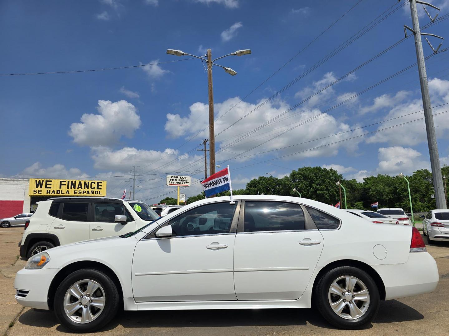 2014 WHITE Chevrolet Impala LS (2G1WA5E38E1) with an 3.6L V6 DOHC 16V FFV engine, 6-Speed Automatic transmission, located at 2660 S.Garland Avenue, Garland, TX, 75041, (469) 298-3118, 32.885551, -96.655602 - Photo#6