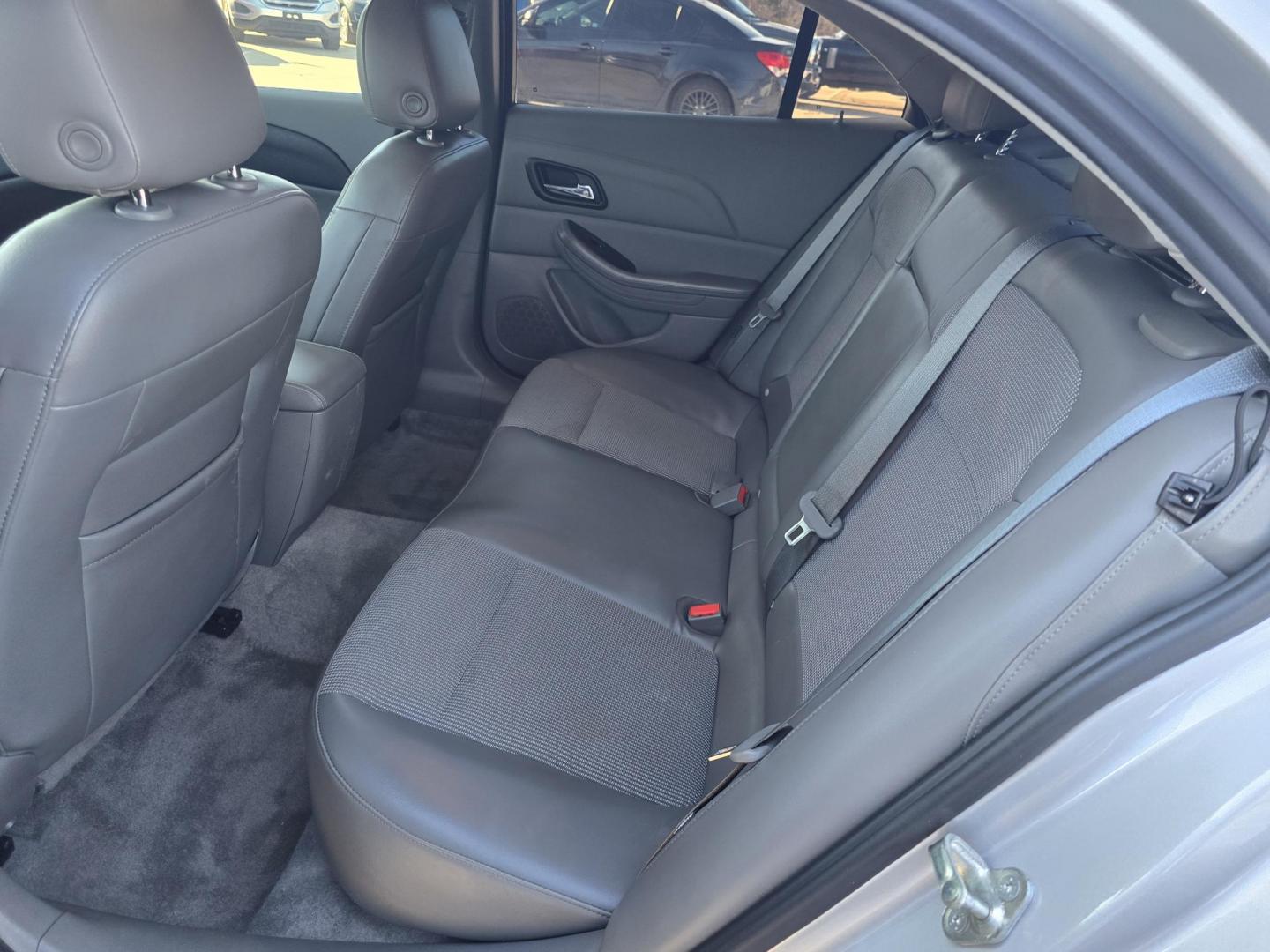 2014 Chevrolet Malibu LT (1G11C5SL0EF) with an 2.5L L4 DOHC 16V engine, 6-Speed Automatic transmission, located at 2660 S.Garland Avenue, Garland, TX, 75041, (469) 298-3118, 32.885551, -96.655602 - Photo#16