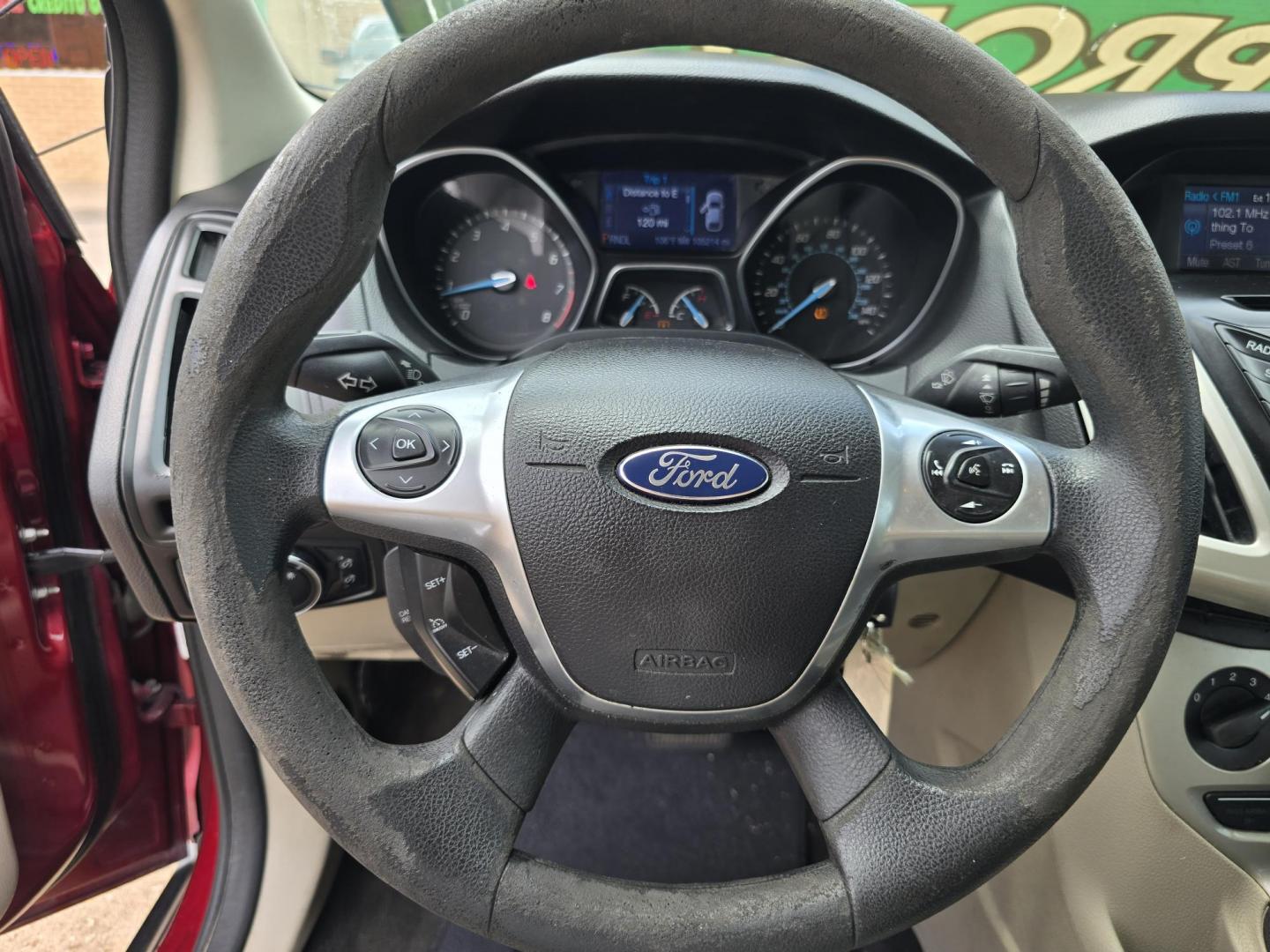 2014 RED /BEIGE FORD FOCUS SE SE (1FADP3F24EL) , AUTO transmission, located at 2660 S.Garland Avenue, Garland, TX, 75041, (469) 298-3118, 32.885551, -96.655602 - Welcome to DallasAutos4Less, one of the Premier BUY HERE PAY HERE Dealers in the North Dallas Area. We specialize in financing to people with NO CREDIT or BAD CREDIT. We need proof of income, proof of residence, and a ID. Come buy your new car from us today!! This is a Very clean 2014 FORD FOCUS - Photo#12