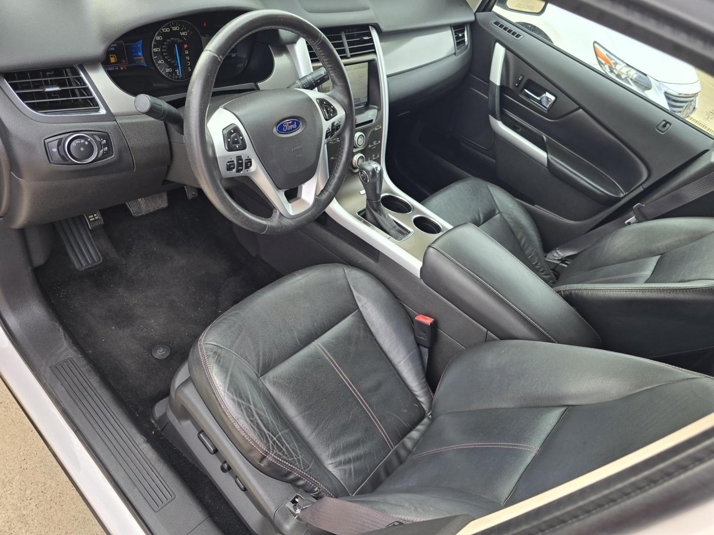 2014 WHITE Ford Edge SEL (2FMDK3JC1EB) with an 3.5L V6 DOHC 24V engine, 6-Speed Automatic transmission, located at 2660 S.Garland Avenue, Garland, TX, 75041, (469) 298-3118, 32.885551, -96.655602 - Photo#11