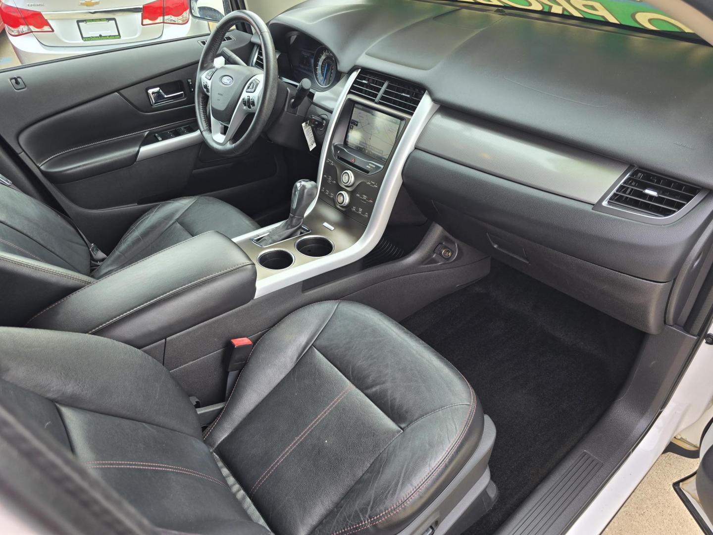 2014 WHITE Ford Edge SEL (2FMDK3JC1EB) with an 3.5L V6 DOHC 24V engine, 6-Speed Automatic transmission, located at 2660 S.Garland Avenue, Garland, TX, 75041, (469) 298-3118, 32.885551, -96.655602 - Photo#24