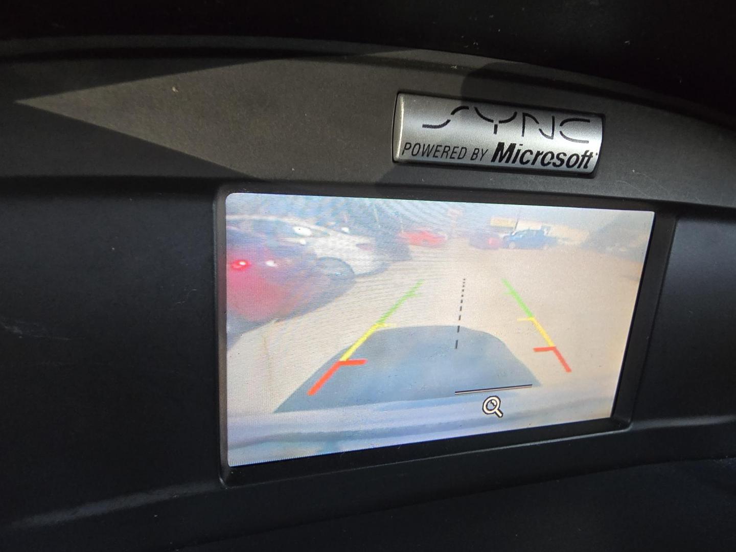 2014 WHITE Ford Escape SE (1FMCU0GX6EU) with an 1.6L L4 DOHC 16V engine, 6-Speed Automatic transmission, located at 2660 S.Garland Avenue, Garland, TX, 75041, (469) 298-3118, 32.885551, -96.655602 - Photo#14