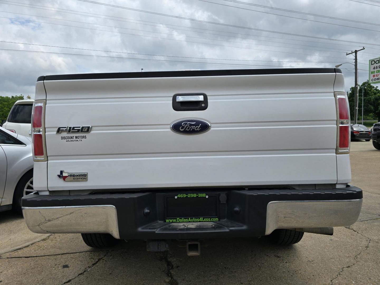2014 WHITE Ford F-150 XLT (1FTFW1CT6EK) with an 3.5L V6 TURBO engine, 6-Speed Automatic transmission, located at 2660 S.Garland Avenue, Garland, TX, 75041, (469) 298-3118, 32.885551, -96.655602 - Photo#4