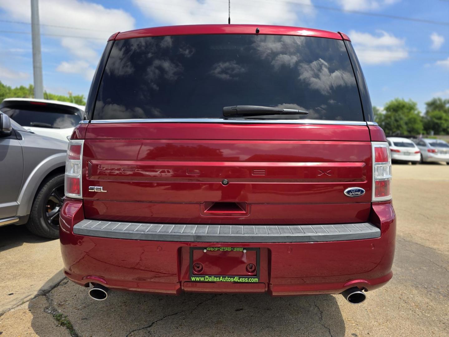 2014 RED Ford Flex SEL (2FMGK5C84EB) with an 3.5L V6 DOHC 24V engine, 6-Speed Automatic Overdrive transmission, located at 2660 S.Garland Avenue, Garland, TX, 75041, (469) 298-3118, 32.885551, -96.655602 - Photo#4
