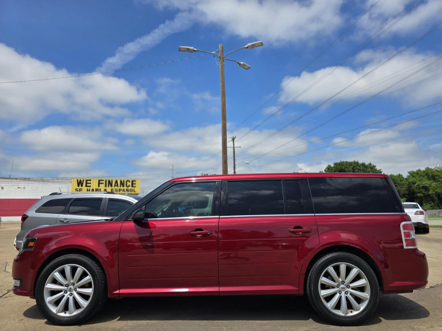 2014 RED Ford Flex SEL (2FMGK5C84EB) with an 3.5L V6 DOHC 24V engine, 6-Speed Automatic Overdrive transmission, located at 2660 S.Garland Avenue, Garland, TX, 75041, (469) 298-3118, 32.885551, -96.655602 - Photo#6