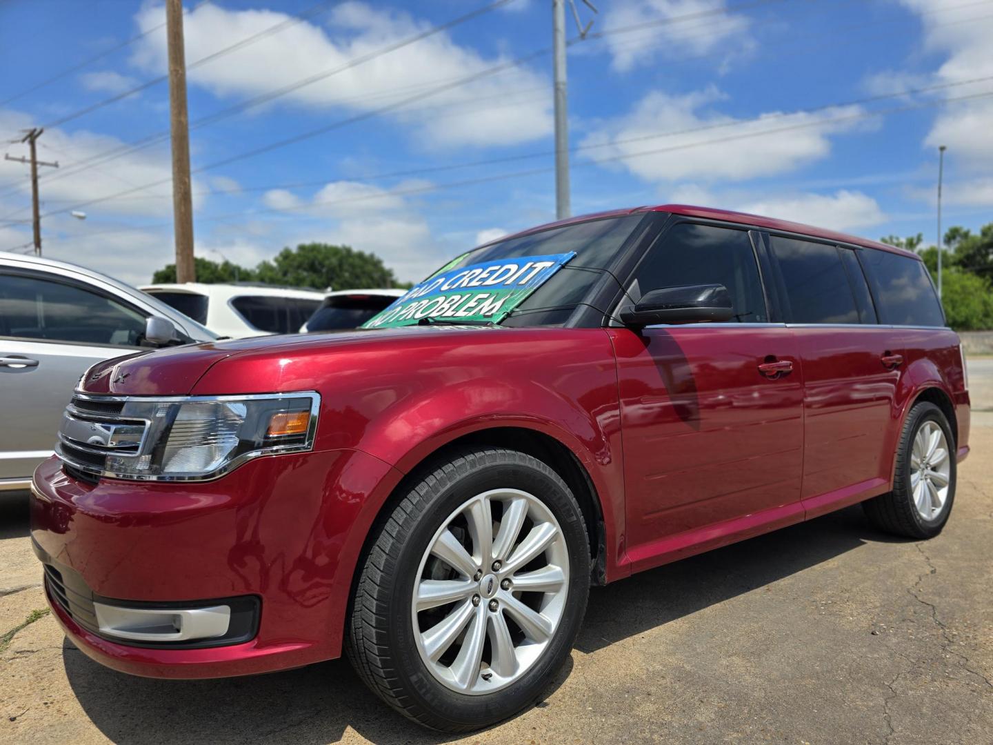 2014 RED Ford Flex SEL (2FMGK5C84EB) with an 3.5L V6 DOHC 24V engine, 6-Speed Automatic Overdrive transmission, located at 2660 S.Garland Avenue, Garland, TX, 75041, (469) 298-3118, 32.885551, -96.655602 - Photo#7