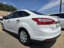 2014 WHITE Ford Focus S (1FADP3E24EL) with an 2.0L L4 DOHC 16V engine, AUTO transmission, located at 2660 S.Garland Avenue, Garland, TX, 75041, (469) 298-3118, 32.885551, -96.655602 - Photo#5
