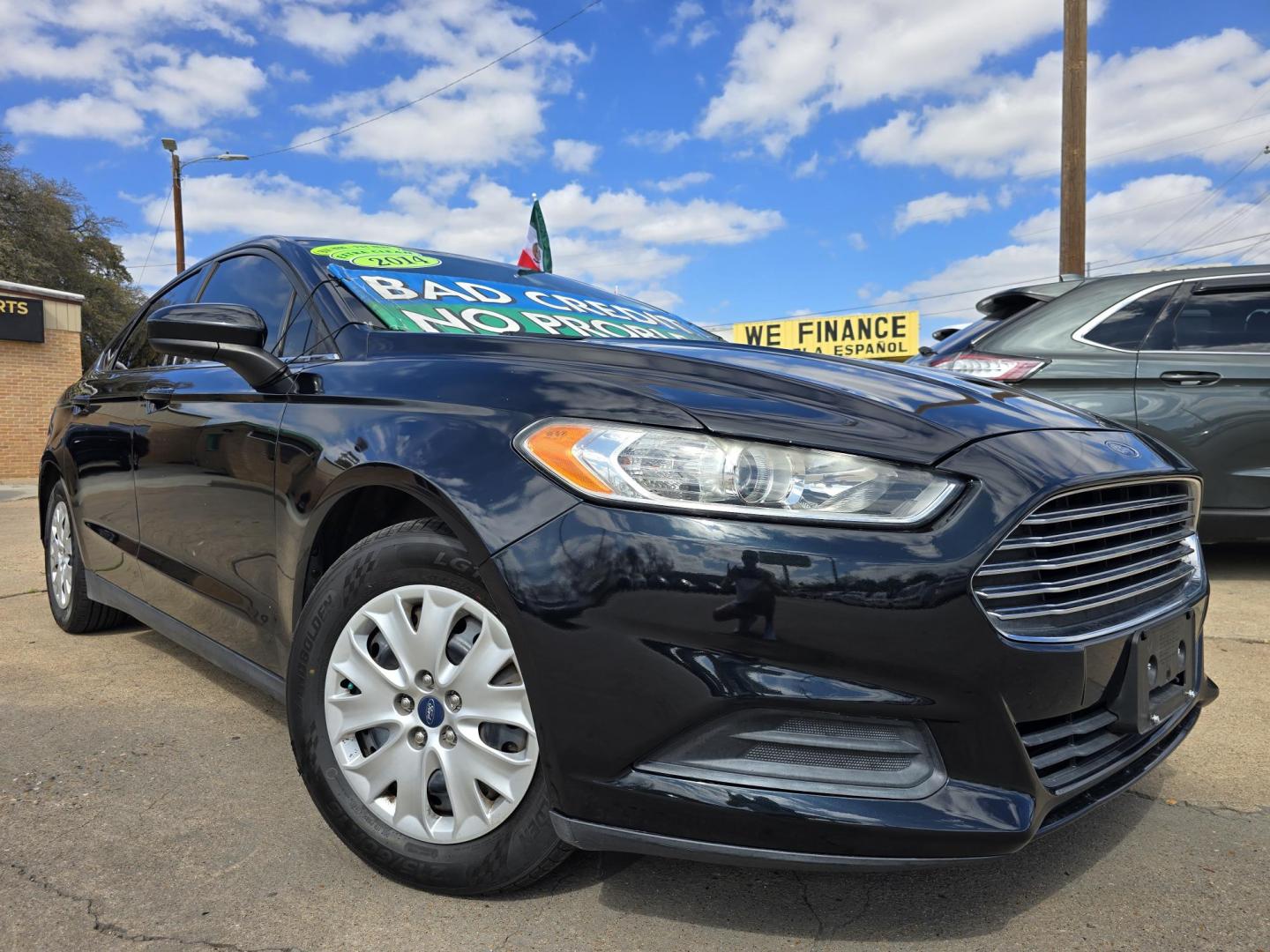 2014 Ford Fusion S (3FA6P0G71ER) with an 2.5L L4 DOHC 16V engine, AUTO transmission, located at 2660 S.Garland Avenue, Garland, TX, 75041, (469) 298-3118, 32.885551, -96.655602 - Welcome to DallasAutos4Less, one of the Premier BUY HERE PAY HERE Dealers in the North Dallas Area. We specialize in financing to people with NO CREDIT or BAD CREDIT. We need proof of income, proof of residence, and a ID. Come buy your new car from us today!! This is a Super Clean 2014 FORD FUSIO - Photo#0