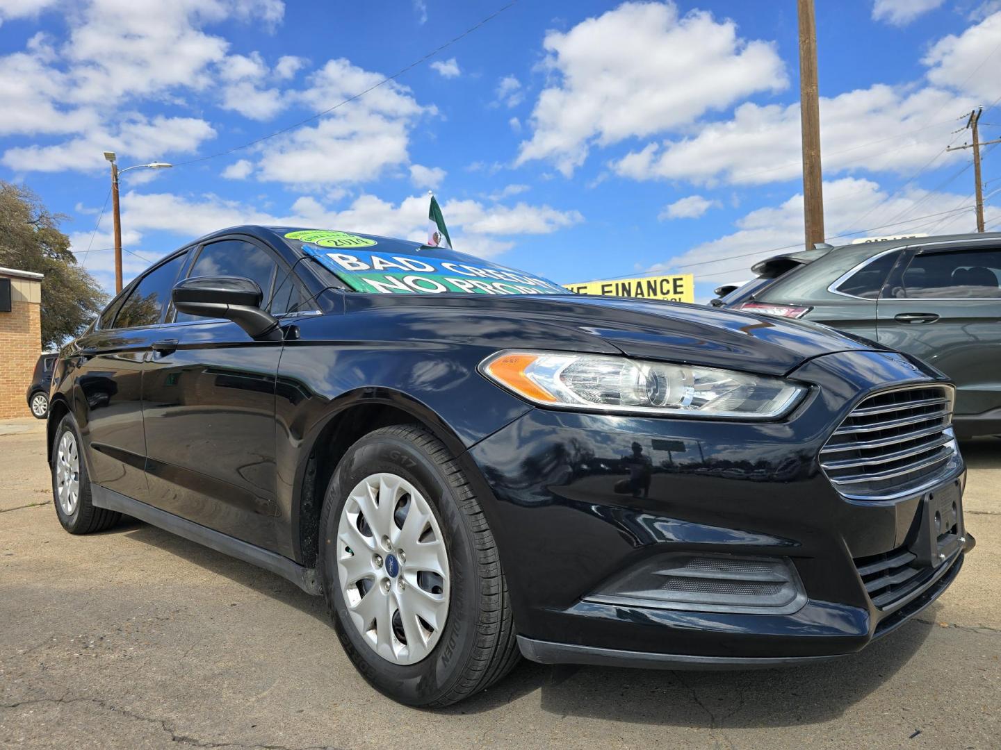 2014 Ford Fusion S (3FA6P0G71ER) with an 2.5L L4 DOHC 16V engine, AUTO transmission, located at 2660 S.Garland Avenue, Garland, TX, 75041, (469) 298-3118, 32.885551, -96.655602 - Welcome to DallasAutos4Less, one of the Premier BUY HERE PAY HERE Dealers in the North Dallas Area. We specialize in financing to people with NO CREDIT or BAD CREDIT. We need proof of income, proof of residence, and a ID. Come buy your new car from us today!! This is a Super Clean 2014 FORD FUSIO - Photo#1