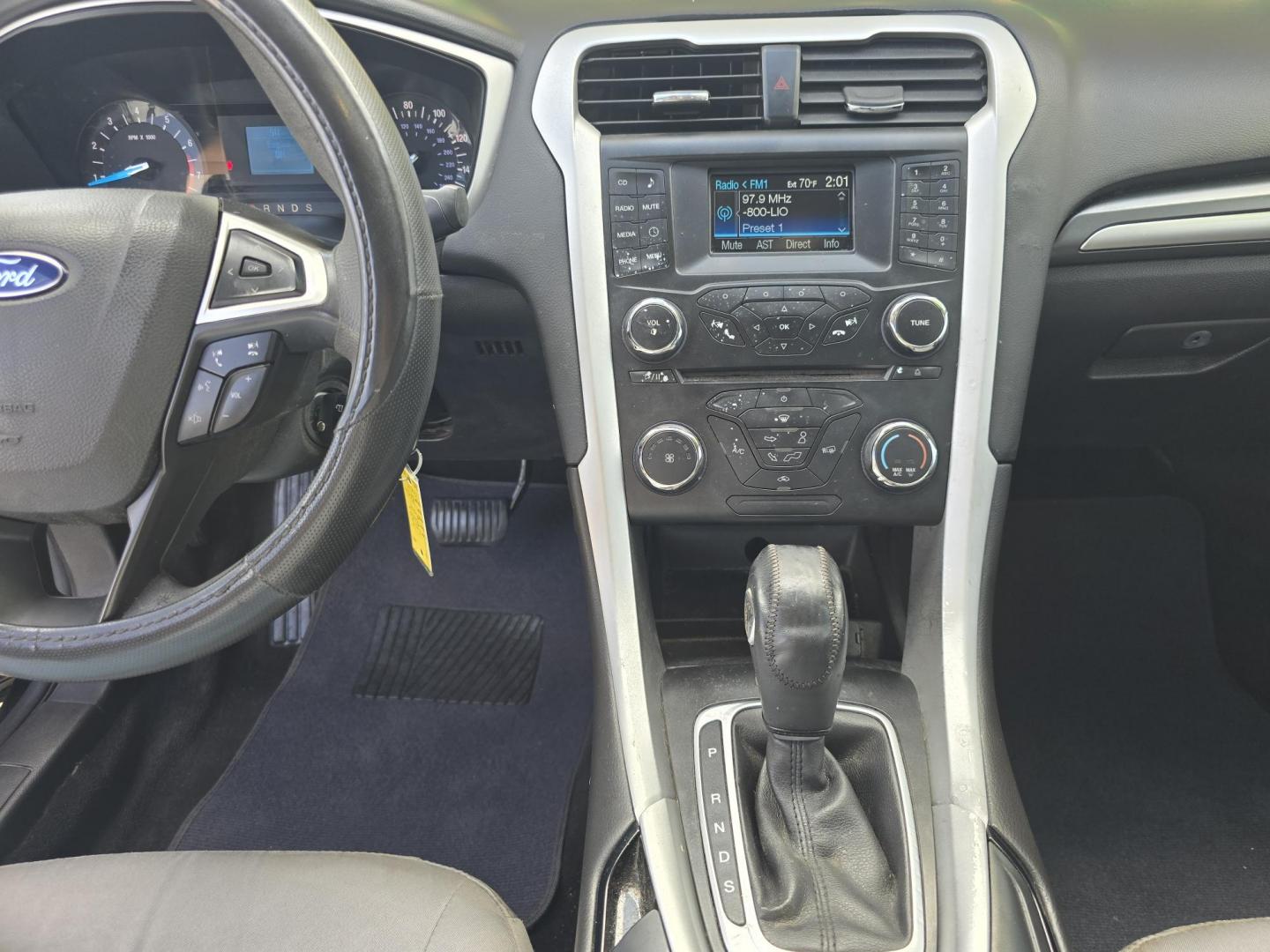 2014 Ford Fusion S (3FA6P0G71ER) with an 2.5L L4 DOHC 16V engine, AUTO transmission, located at 2660 S.Garland Avenue, Garland, TX, 75041, (469) 298-3118, 32.885551, -96.655602 - Welcome to DallasAutos4Less, one of the Premier BUY HERE PAY HERE Dealers in the North Dallas Area. We specialize in financing to people with NO CREDIT or BAD CREDIT. We need proof of income, proof of residence, and a ID. Come buy your new car from us today!! This is a Super Clean 2014 FORD FUSIO - Photo#13