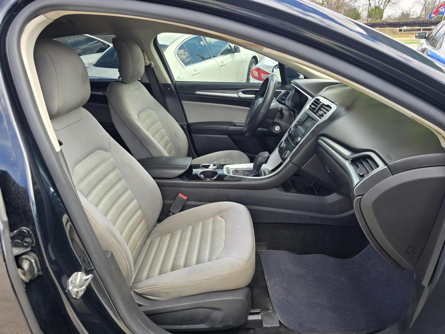 2014 Ford Fusion S (3FA6P0G71ER) with an 2.5L L4 DOHC 16V engine, AUTO transmission, located at 2660 S.Garland Avenue, Garland, TX, 75041, (469) 298-3118, 32.885551, -96.655602 - Welcome to DallasAutos4Less, one of the Premier BUY HERE PAY HERE Dealers in the North Dallas Area. We specialize in financing to people with NO CREDIT or BAD CREDIT. We need proof of income, proof of residence, and a ID. Come buy your new car from us today!! This is a Super Clean 2014 FORD FUSIO - Photo#16