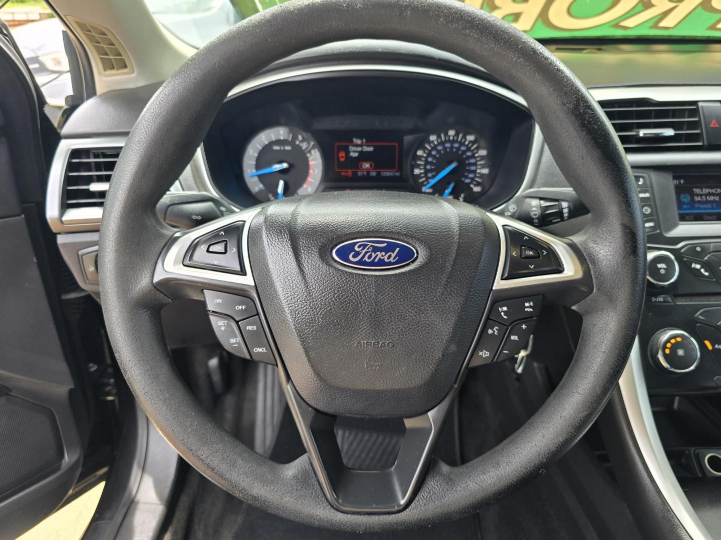 2014 BLACK Ford Fusion SE (3FA6P0H7XER) with an 2.5L L4 DOHC 16V engine, AUTO transmission, located at 2660 S.Garland Avenue, Garland, TX, 75041, (469) 298-3118, 32.885551, -96.655602 - Photo#12