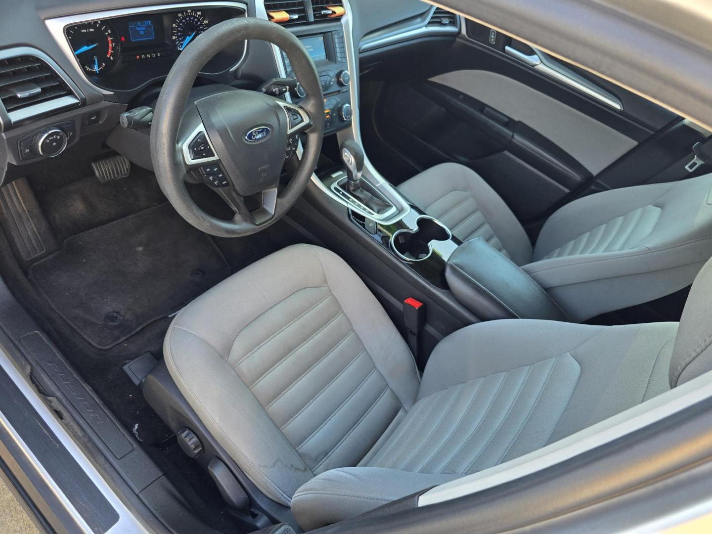 2014 BLUE Ford Fusion S (3FA6P0G72ER) with an 2.5L L4 DOHC 16V engine, AUTO transmission, located at 2660 S.Garland Avenue, Garland, TX, 75041, (469) 298-3118, 32.885551, -96.655602 - Photo#10