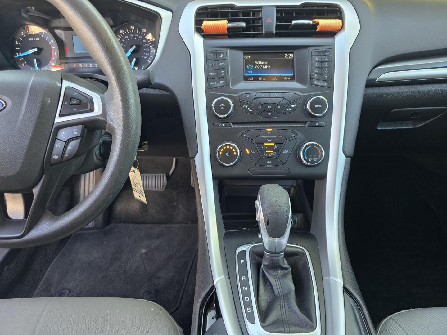 2014 BLUE Ford Fusion S (3FA6P0G72ER) with an 2.5L L4 DOHC 16V engine, AUTO transmission, located at 2660 S.Garland Avenue, Garland, TX, 75041, (469) 298-3118, 32.885551, -96.655602 - Photo#13