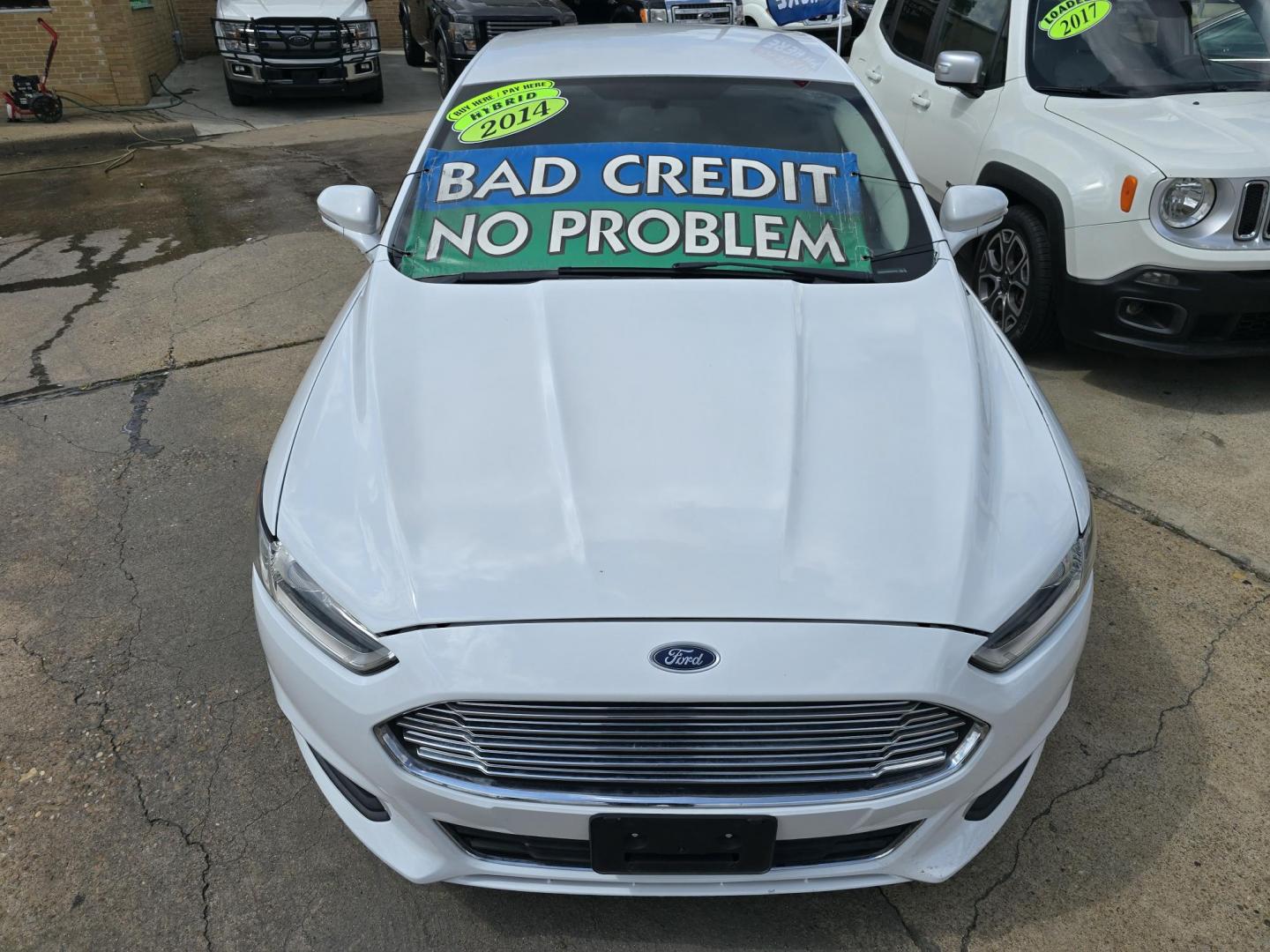 2014 WHITE Ford Fusion Hybrid SE (3FA6P0LU9ER) with an 2.0L L4 DOHC 16V HYBRID engine, CVT transmission, located at 2660 S.Garland Avenue, Garland, TX, 75041, (469) 298-3118, 32.885551, -96.655602 - Photo#8