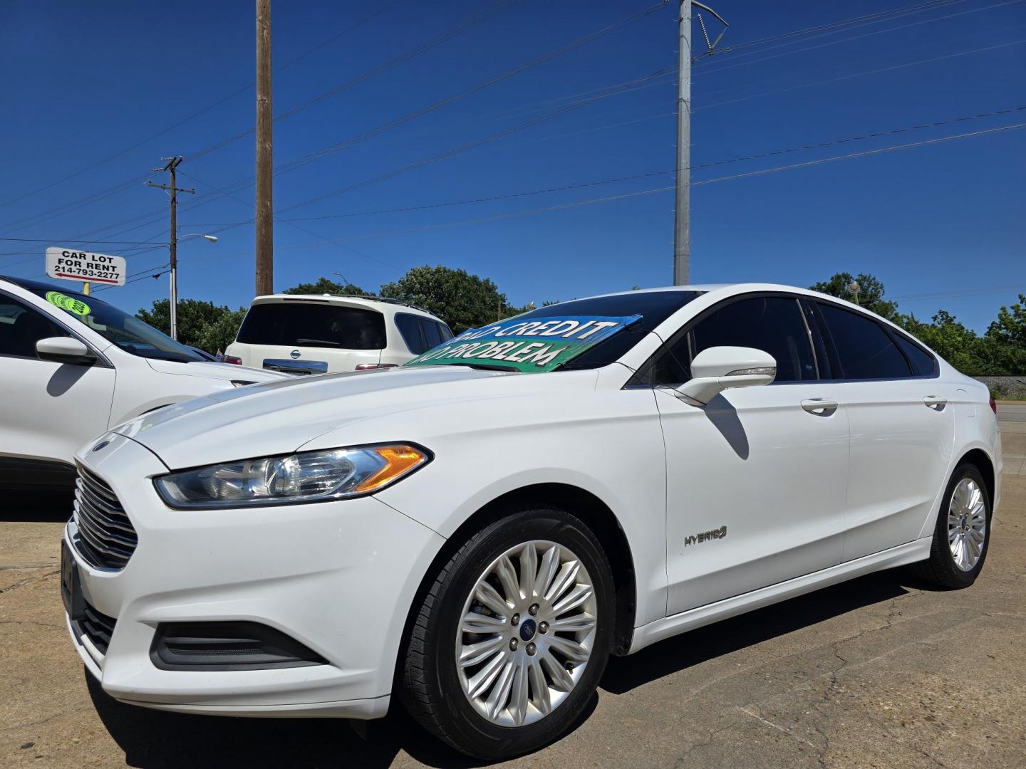 2014 Ford Fusion Hybrid SE (3FA6P0LU0ER) with an 2.0L L4 DOHC 16V HYBRID engine, CVT transmission, located at 2660 S.Garland Avenue, Garland, TX, 75041, (469) 298-3118, 32.885551, -96.655602 - Photo#7