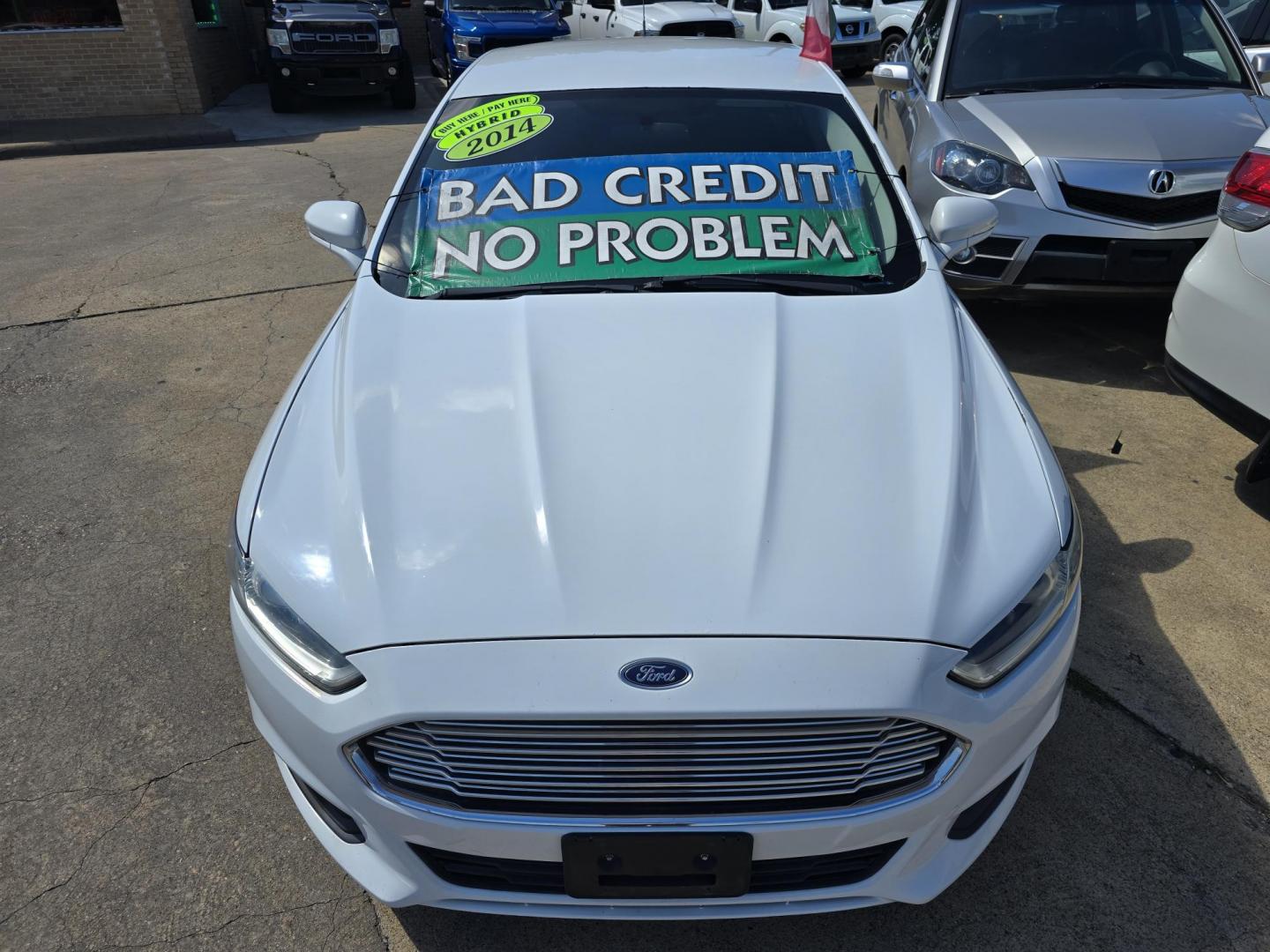 2014 WHITE Ford Fusion Hybrid SE (3FA6P0LU3ER) with an 2.0L L4 DOHC 16V HYBRID engine, CVT transmission, located at 2660 S.Garland Avenue, Garland, TX, 75041, (469) 298-3118, 32.885551, -96.655602 - Photo#7