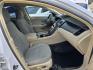 2014 WHITE Ford Taurus SE (1FAHP2D88EG) with an 3.5L V6 DOHC 24V engine, 6-Speed Automatic transmission, located at 2660 S.Garland Avenue, Garland, TX, 75041, (469) 298-3118, 32.885551, -96.655602 - Photo#16