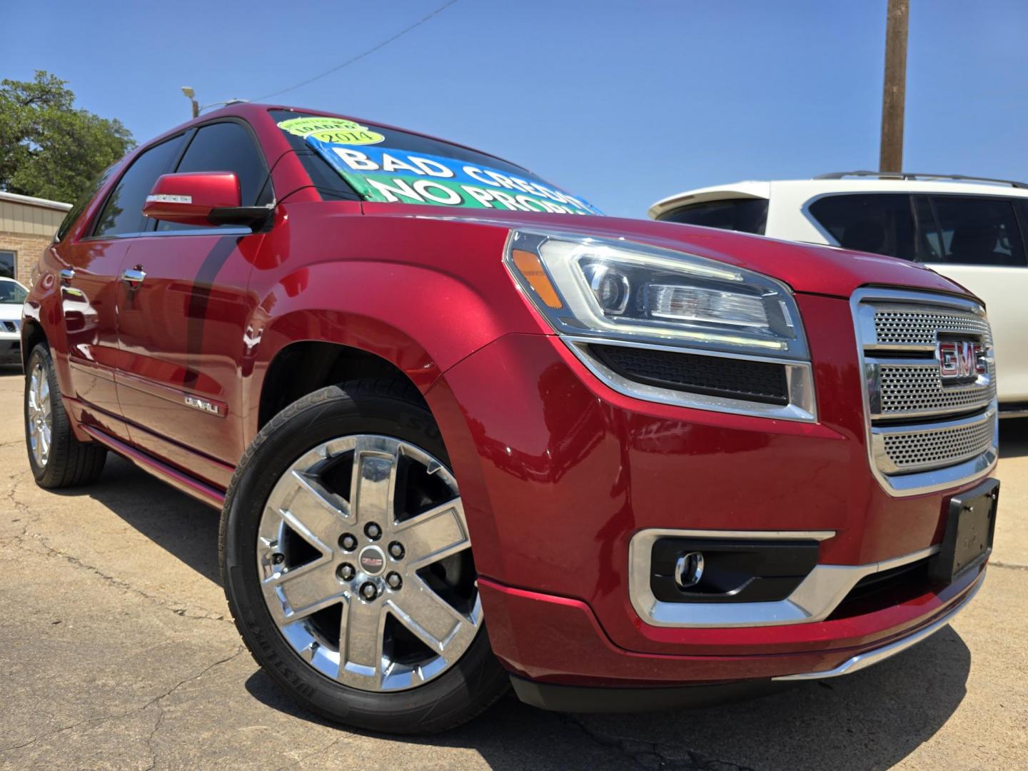 2014 RED GMC Acadia Denali (1GKKRTKD5EJ) with an 3.6L V6 DOHC 24V engine, 6-Speed Automatic transmission, located at 2660 S.Garland Avenue, Garland, TX, 75041, (469) 298-3118, 32.885551, -96.655602 - Photo#0