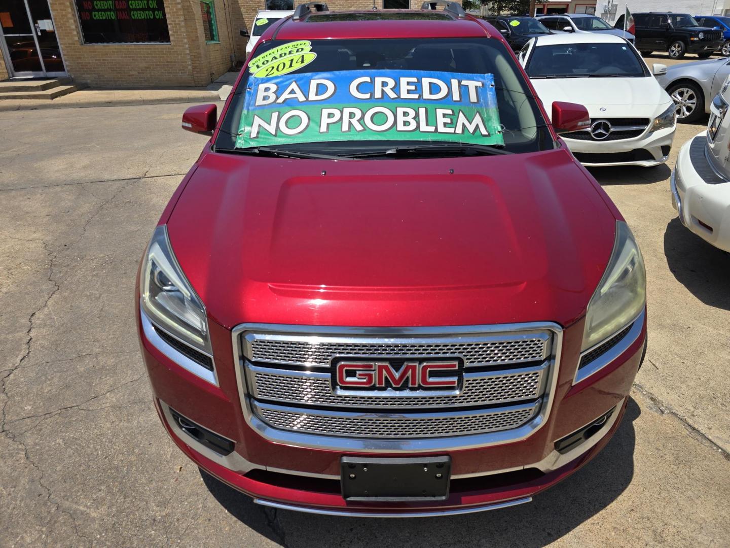 2014 RED GMC Acadia Denali (1GKKRTKD5EJ) with an 3.6L V6 DOHC 24V engine, 6-Speed Automatic transmission, located at 2660 S.Garland Avenue, Garland, TX, 75041, (469) 298-3118, 32.885551, -96.655602 - Photo#8