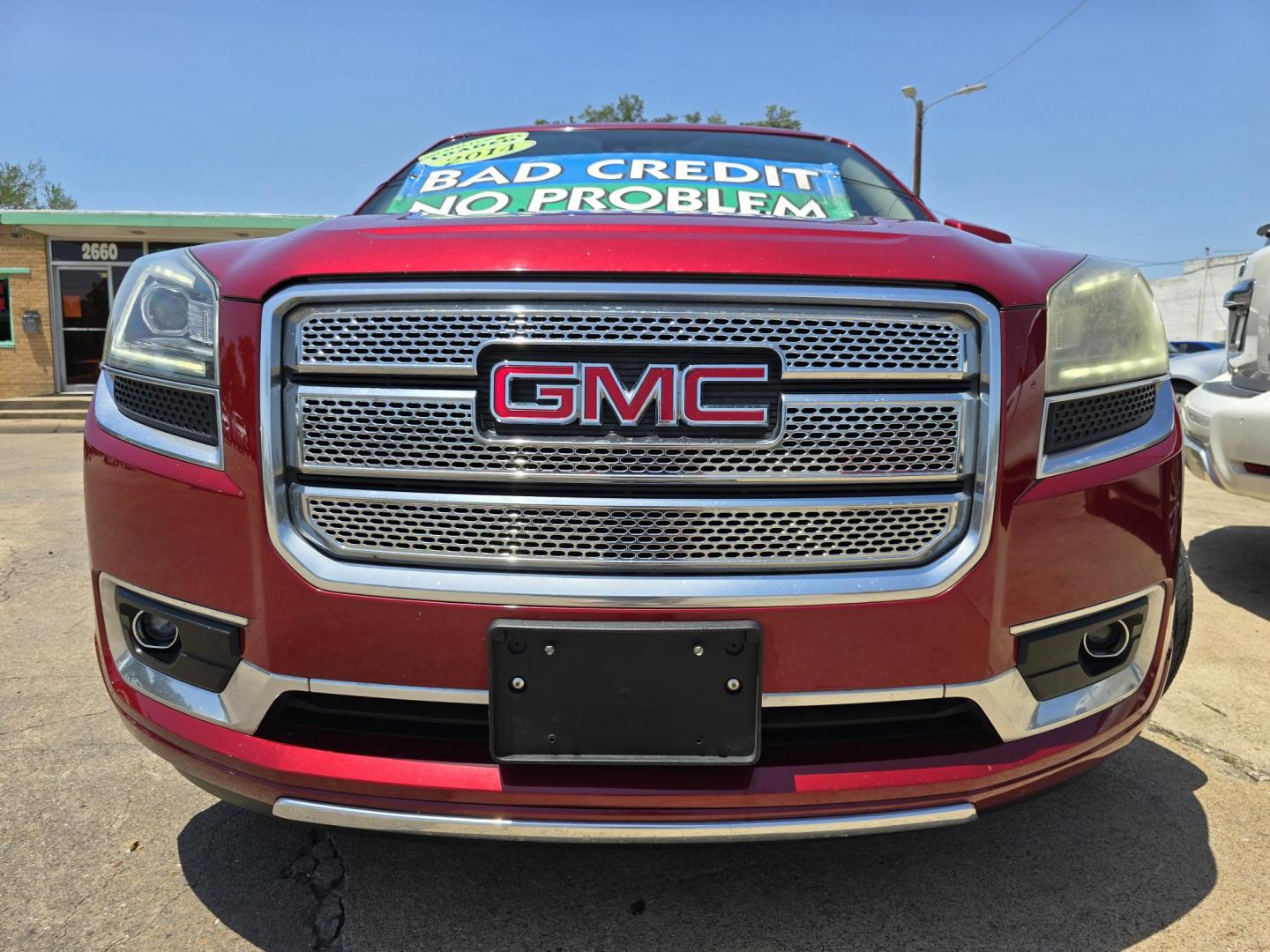 2014 RED GMC Acadia Denali (1GKKRTKD5EJ) with an 3.6L V6 DOHC 24V engine, 6-Speed Automatic transmission, located at 2660 S.Garland Avenue, Garland, TX, 75041, (469) 298-3118, 32.885551, -96.655602 - Photo#9