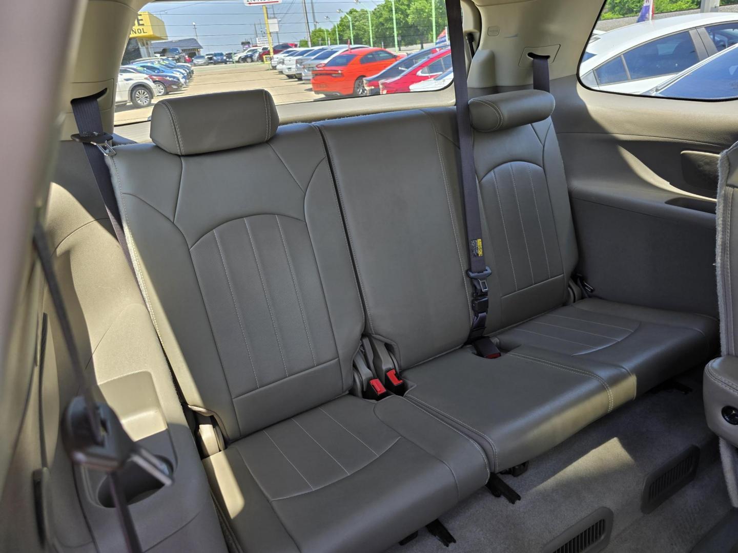 2014 RED GMC Acadia Denali (1GKKRTKD5EJ) with an 3.6L V6 DOHC 24V engine, 6-Speed Automatic transmission, located at 2660 S.Garland Avenue, Garland, TX, 75041, (469) 298-3118, 32.885551, -96.655602 - Photo#21