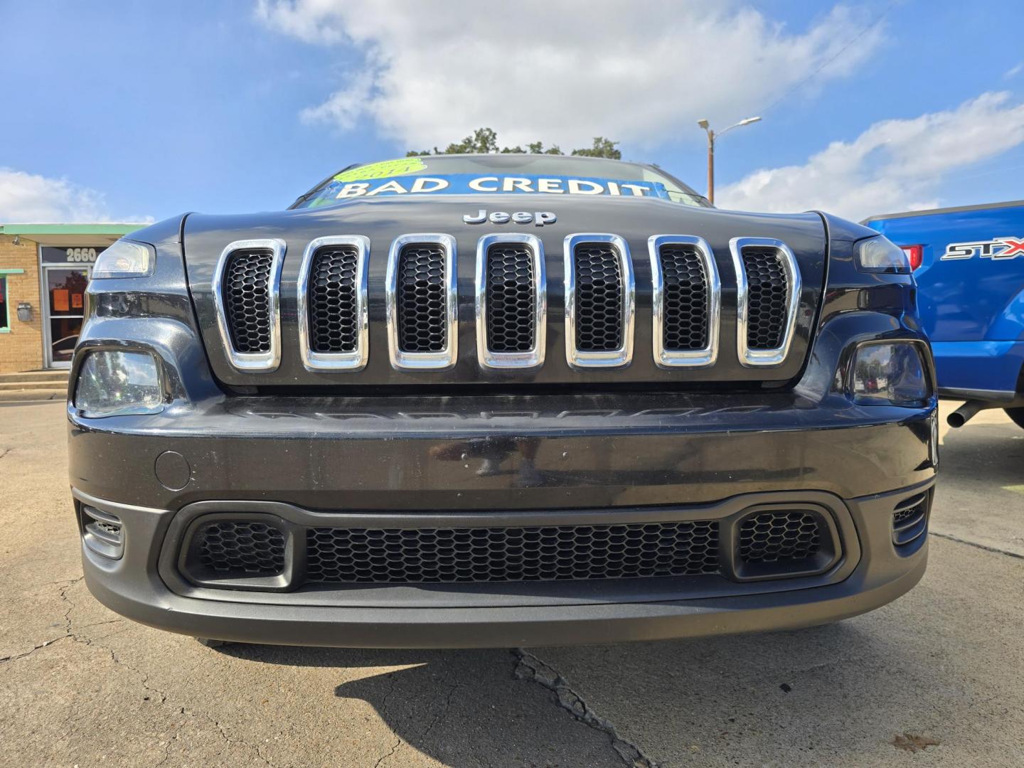 2014 BLACK Jeep Cherokee Sport (1C4PJLAB4EW) with an 2.4L L4 DOHC 16V engine, 9-Speed Automatic transmission, located at 2660 S.Garland Avenue, Garland, TX, 75041, (469) 298-3118, 32.885551, -96.655602 - Photo#10