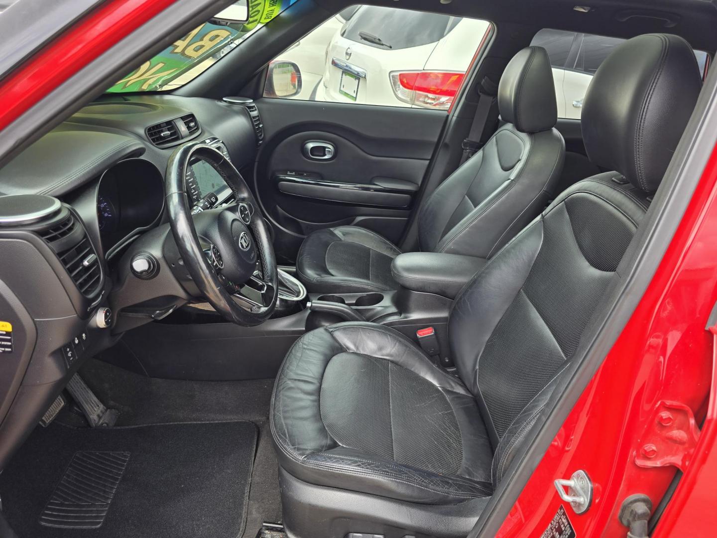 2014 RED Kia Soul ! (KNDJX3A53E7) with an 2.0L L4 DOHC 16V engine, 6-Speed Automatic transmission, located at 2660 S.Garland Avenue, Garland, TX, 75041, (469) 298-3118, 32.885551, -96.655602 - Photo#13