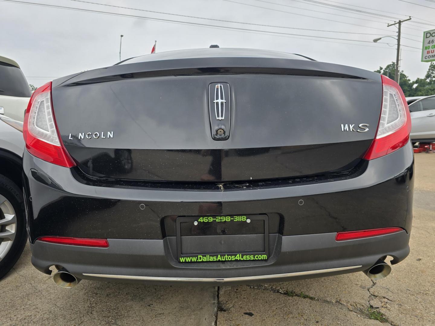 2014 BLACK Lincoln MKS FWD (1LNHL9DK4EG) with an 3.5L V6 DOHC 24V engine, 6-Speed Automatic transmission, located at 2660 S.Garland Avenue, Garland, TX, 75041, (469) 298-3118, 32.885551, -96.655602 - Photo#4