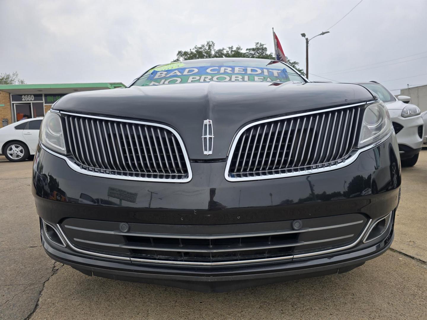 2014 BLACK Lincoln MKS FWD (1LNHL9DK4EG) with an 3.5L V6 DOHC 24V engine, 6-Speed Automatic transmission, located at 2660 S.Garland Avenue, Garland, TX, 75041, (469) 298-3118, 32.885551, -96.655602 - Photo#9