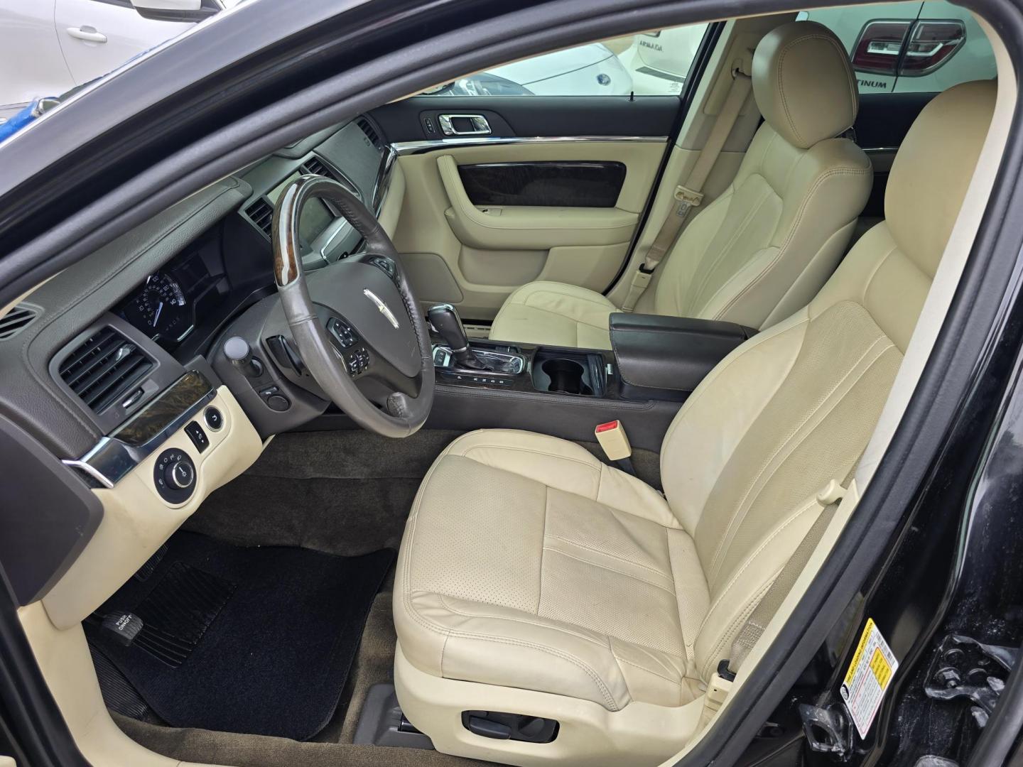 2014 BLACK Lincoln MKS FWD (1LNHL9DK4EG) with an 3.5L V6 DOHC 24V engine, 6-Speed Automatic transmission, located at 2660 S.Garland Avenue, Garland, TX, 75041, (469) 298-3118, 32.885551, -96.655602 - Photo#10