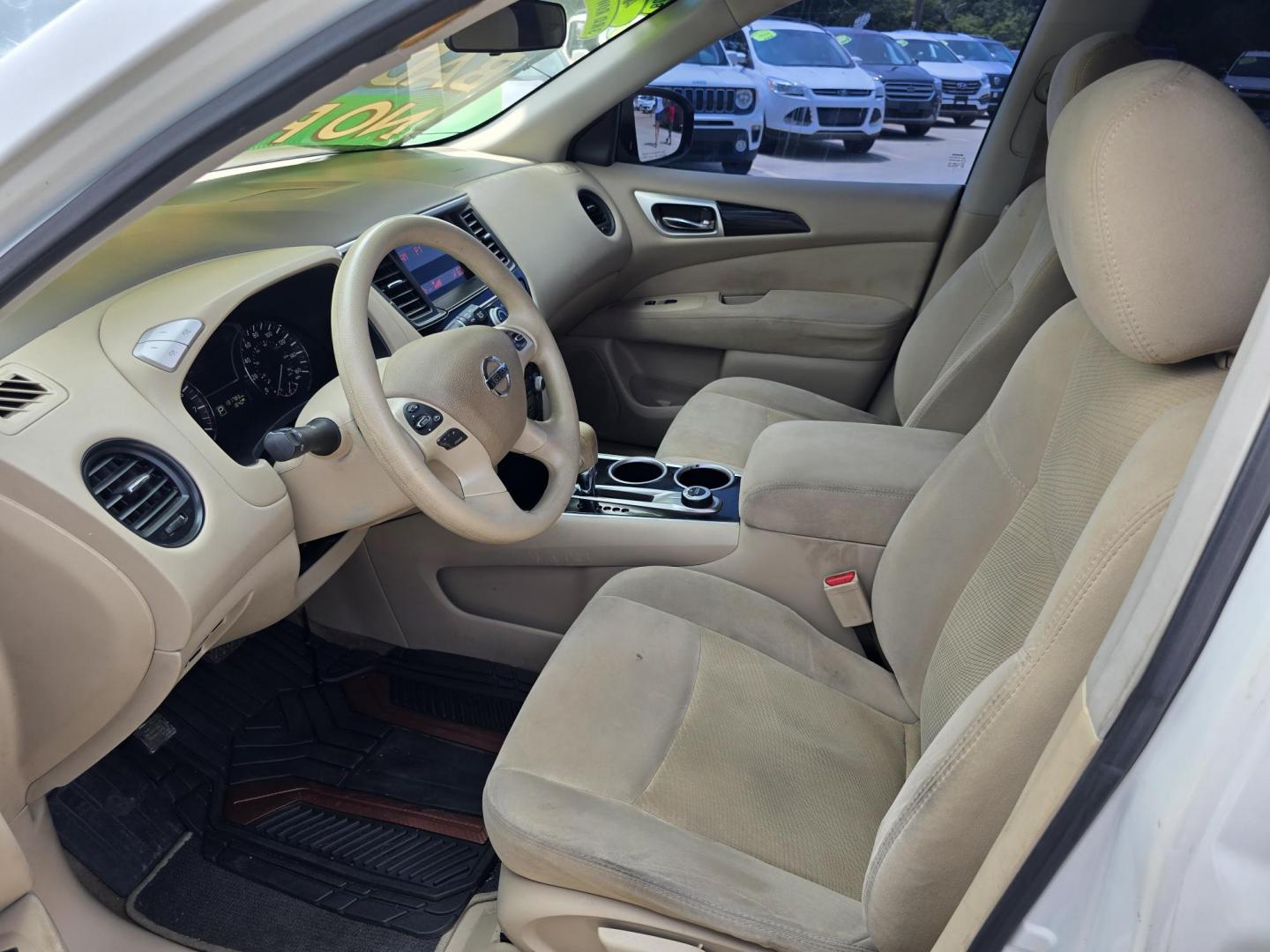 2014 WHITE /BEIGE Nissan Pathfinder S (5N1AR2MM4EC) with an 3.5L V6 DOHC 24V engine, Continuously Variable Transmission transmission, located at 2660 S.Garland Avenue, Garland, TX, 75041, (469) 298-3118, 32.885551, -96.655602 - Welcome to DallasAutos4Less, one of the Premier BUY HERE PAY HERE Dealers in the North Dallas Area. We specialize in financing to people with NO CREDIT or BAD CREDIT. We need proof of income, proof of residence, and a ID. Come buy your new car from us today!! This is a Very clean 2014 NISSAN PATH - Photo#11