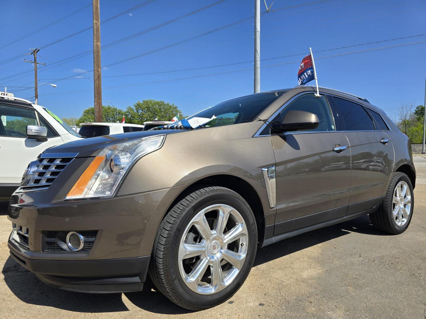 2015 GRAY Cadillac SRX Performance Collection FWD (3GYFNCE34FS) with an 3.6L V6 DOHC 24V FFV engine, 6-Speed Automatic transmission, located at 2660 S.Garland Avenue, Garland, TX, 75041, (469) 298-3118, 32.885551, -96.655602 - Photo#7