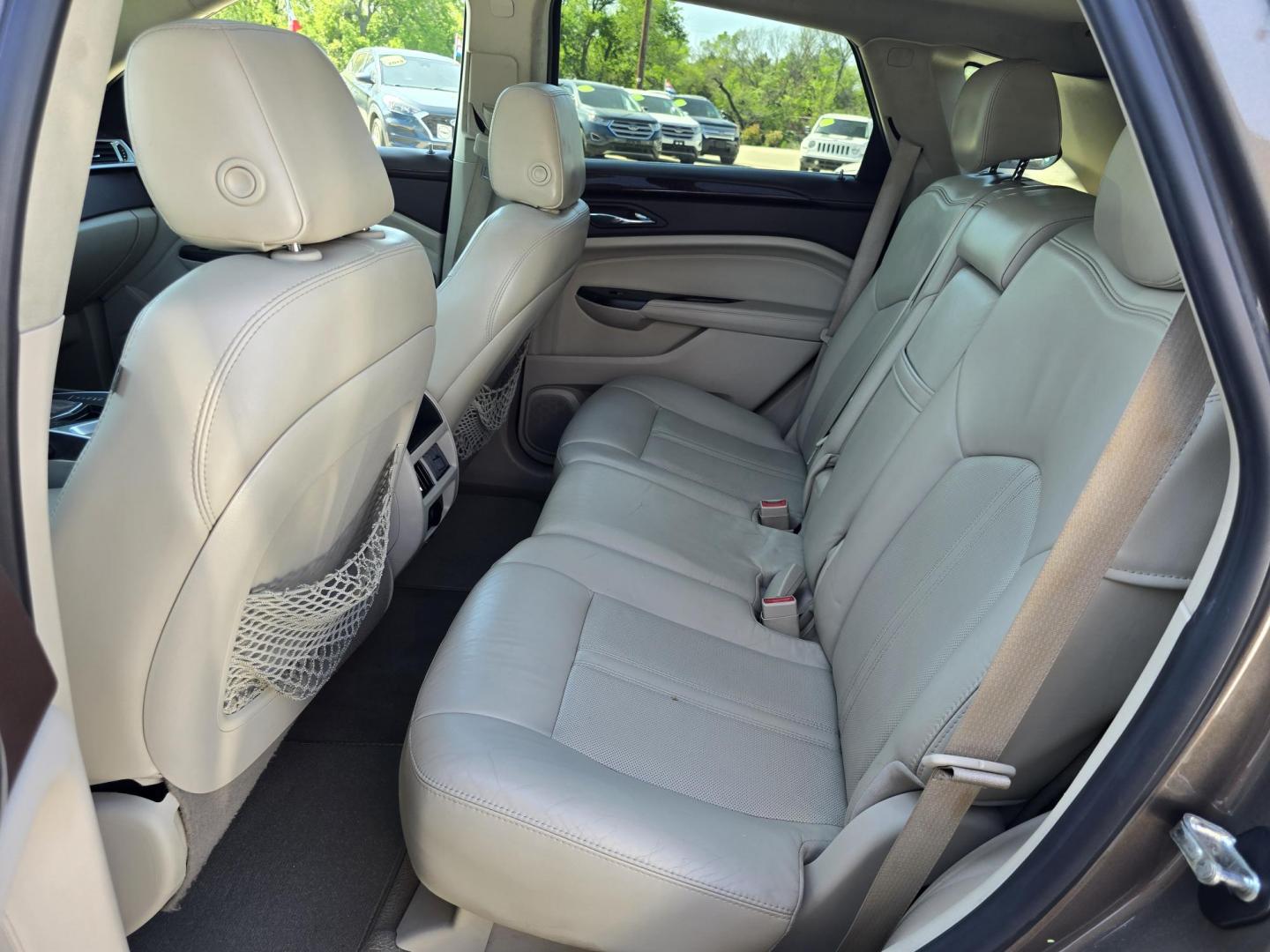 2015 GRAY Cadillac SRX Performance Collection FWD (3GYFNCE34FS) with an 3.6L V6 DOHC 24V FFV engine, 6-Speed Automatic transmission, located at 2660 S.Garland Avenue, Garland, TX, 75041, (469) 298-3118, 32.885551, -96.655602 - Photo#20