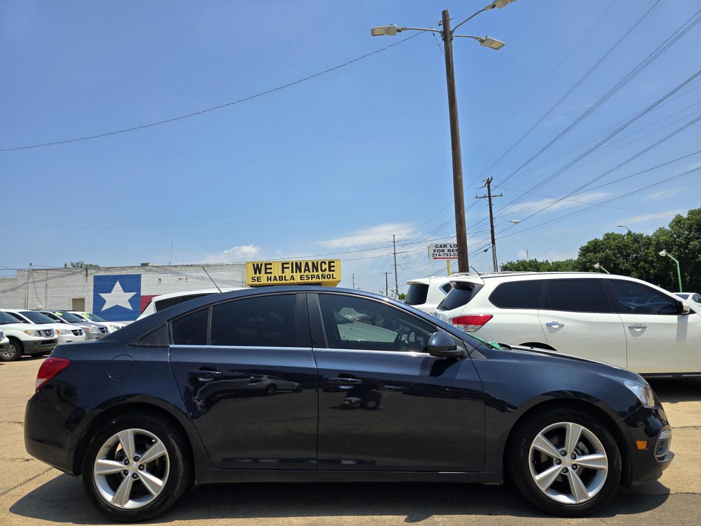 2015 Chevrolet Cruze 2LT (1G1PE5SB8F7) with an 1.4L L4 DOHC 16V TURBO engine, 6-Speed Automatic transmission, located at 2660 S.Garland Avenue, Garland, TX, 75041, (469) 298-3118, 32.885551, -96.655602 - Photo#2