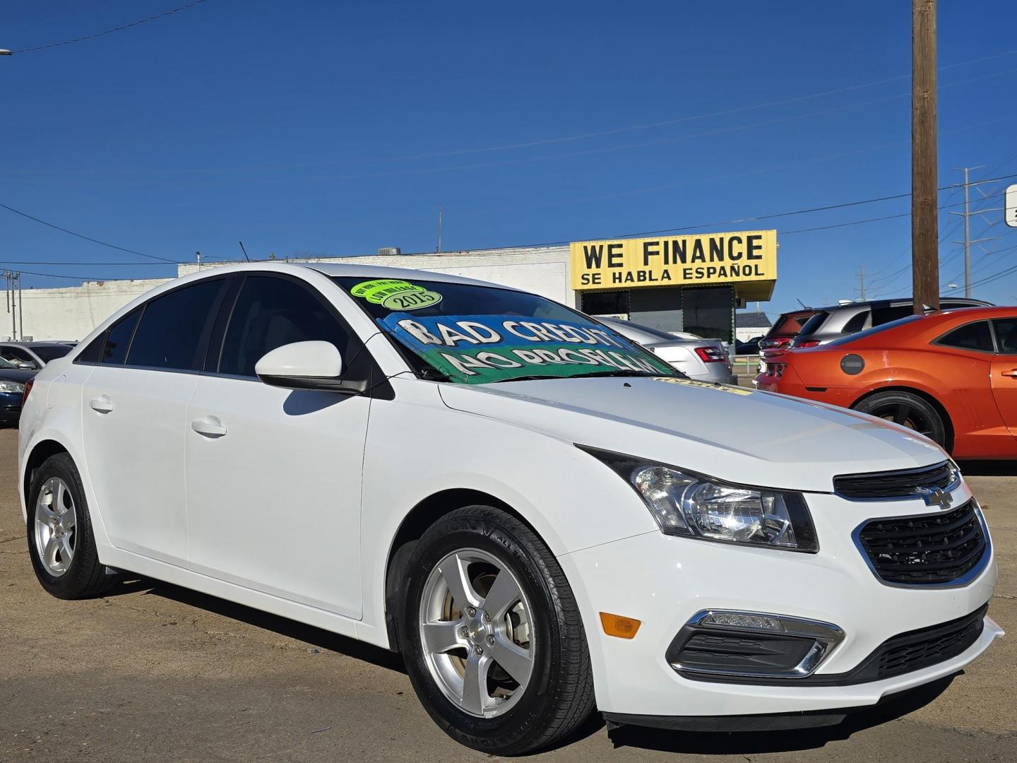 2015 WHITE Chevrolet Cruze LT (1G1PC5SB6F7) with an 1.4L L4 DOHC 16V TURBO engine, 6-Speed Automatic transmission, located at 2660 S.Garland Avenue, Garland, TX, 75041, (469) 298-3118, 32.885551, -96.655602 - Photo#1