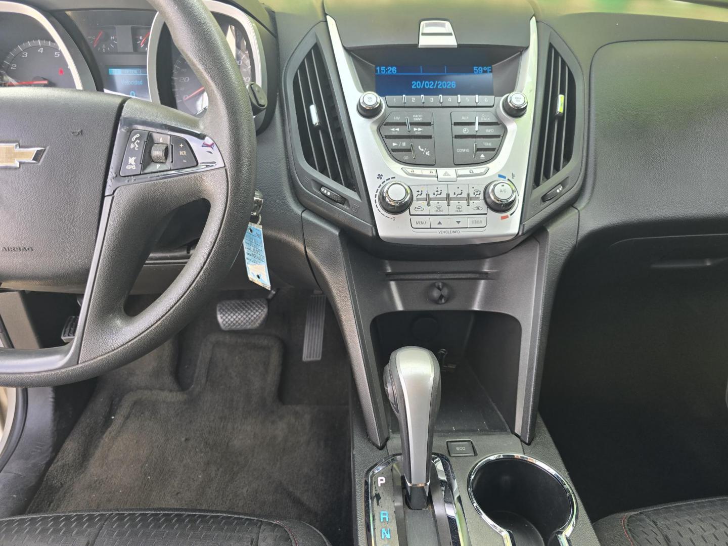 2015 SILVER Chevrolet Equinox LS (2GNALAEK9F1) with an 2.4L L4 DOHC 16V FFV engine, 6-Speed Automatic transmission, located at 2660 S.Garland Avenue, Garland, TX, 75041, (469) 298-3118, 32.885551, -96.655602 - Photo#13