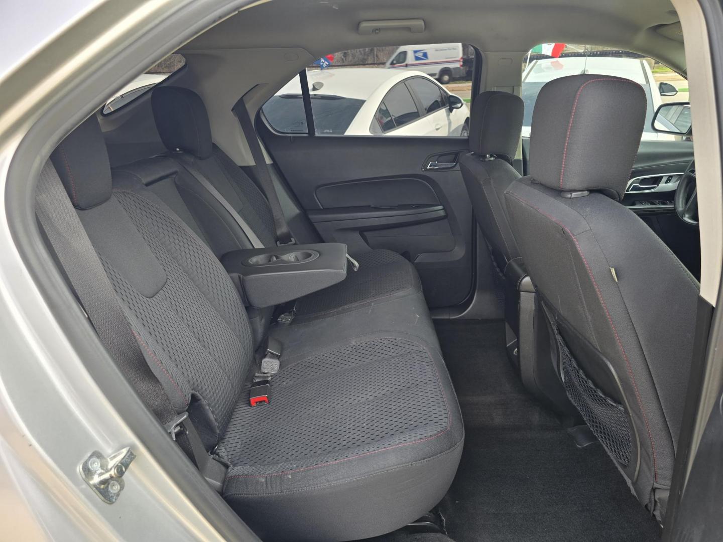 2015 SILVER Chevrolet Equinox LS (2GNALAEK9F1) with an 2.4L L4 DOHC 16V FFV engine, 6-Speed Automatic transmission, located at 2660 S.Garland Avenue, Garland, TX, 75041, (469) 298-3118, 32.885551, -96.655602 - Photo#16