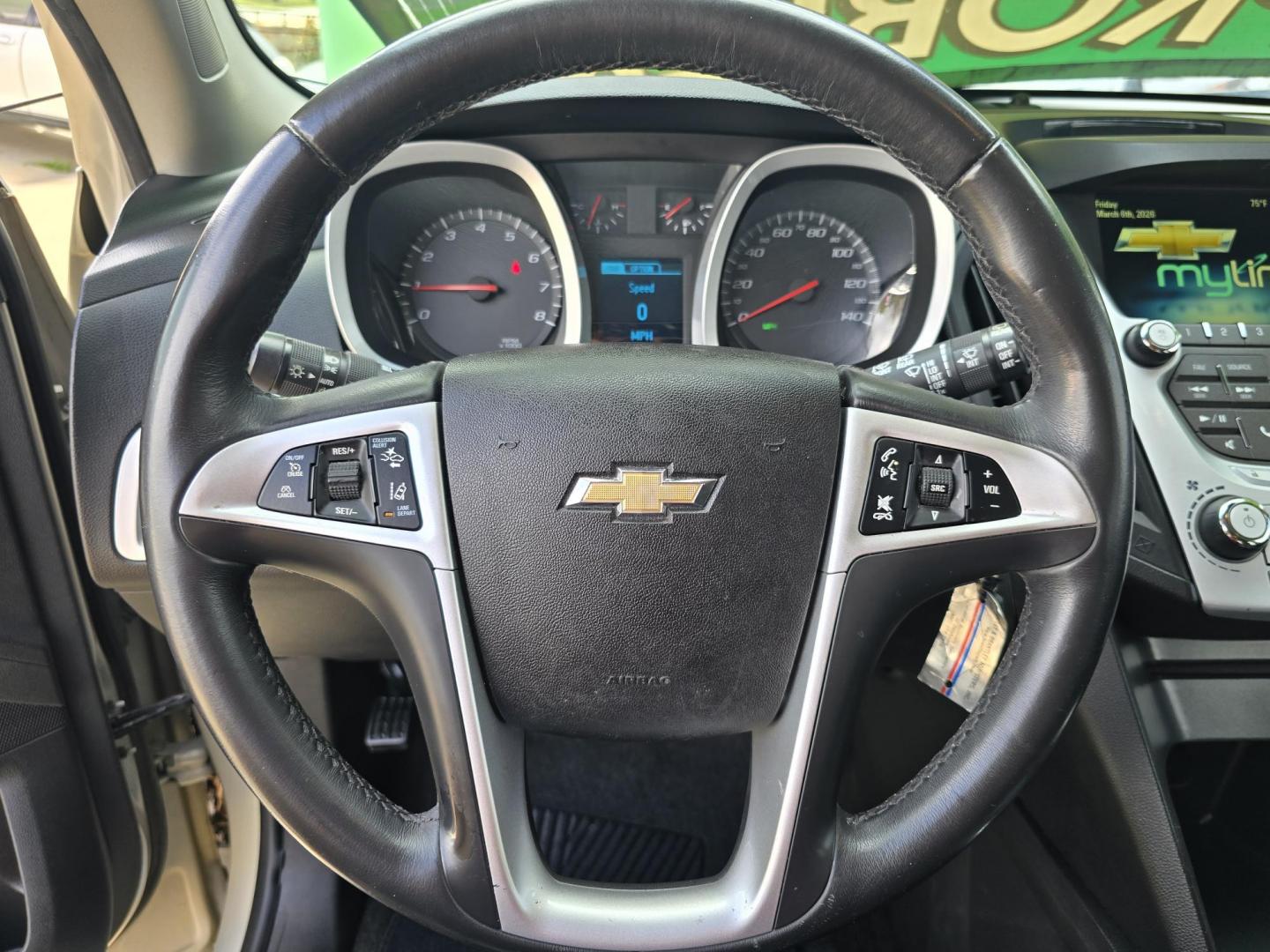 2015 GOLD Chevrolet Equinox 2LT (2GNALCEK1F6) with an 2.4L L4 DOHC 16V FFV engine, 6-Speed Automatic transmission, located at 2660 S.Garland Avenue, Garland, TX, 75041, (469) 298-3118, 32.885551, -96.655602 - Photo#12