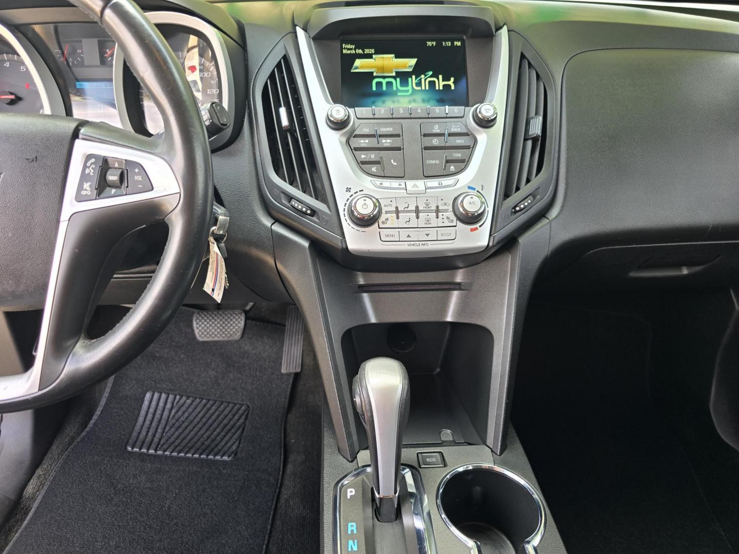 2015 GOLD Chevrolet Equinox 2LT (2GNALCEK1F6) with an 2.4L L4 DOHC 16V FFV engine, 6-Speed Automatic transmission, located at 2660 S.Garland Avenue, Garland, TX, 75041, (469) 298-3118, 32.885551, -96.655602 - Photo#13