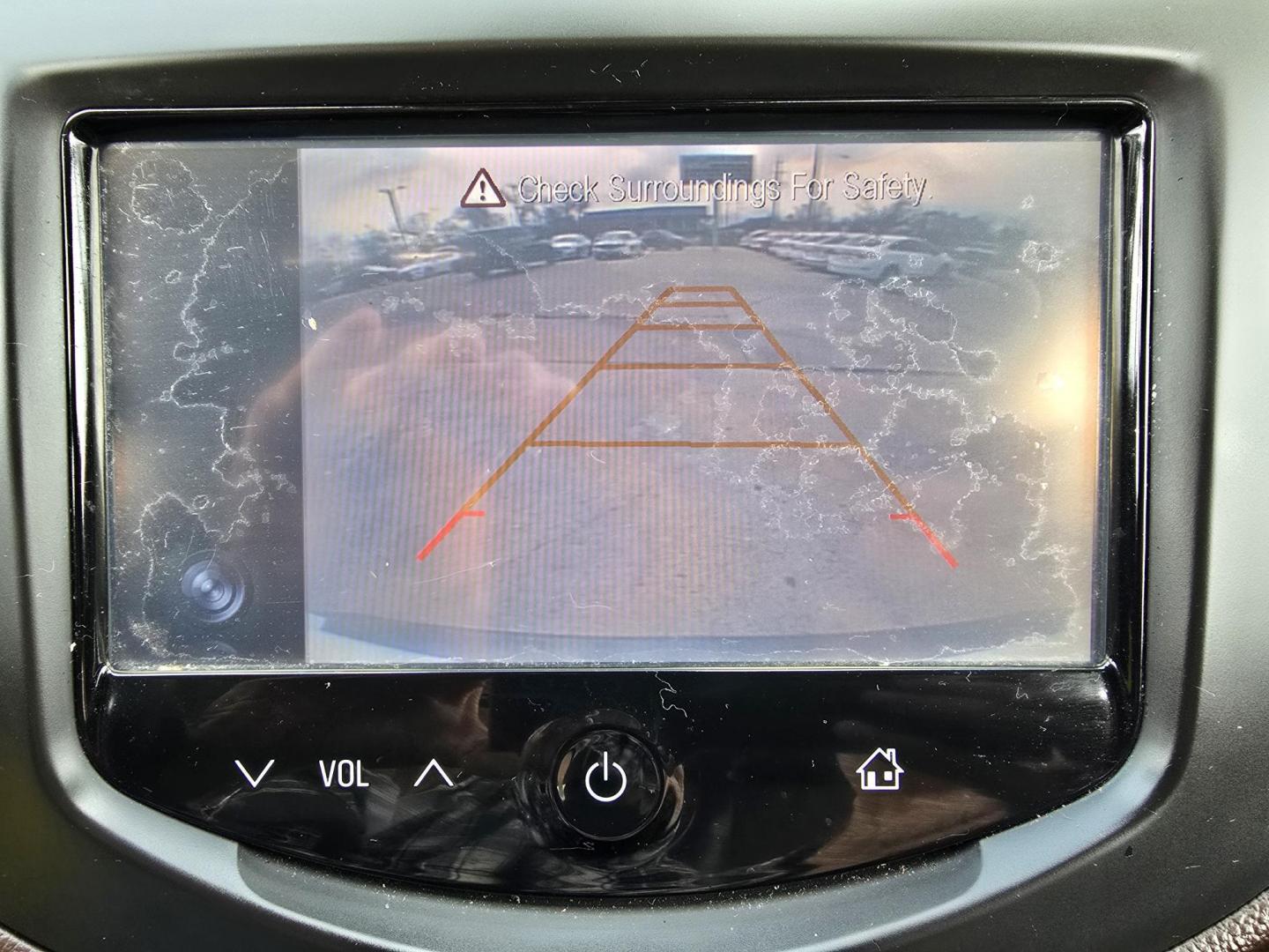 2015 WHITE Chevrolet Trax LT (KL7CJLSB0FB) with an 1.4L L4 DOHC 16V FFV engine, AUTO transmission, located at 2660 S.Garland Avenue, Garland, TX, 75041, (469) 298-3118, 32.885551, -96.655602 - Photo#19