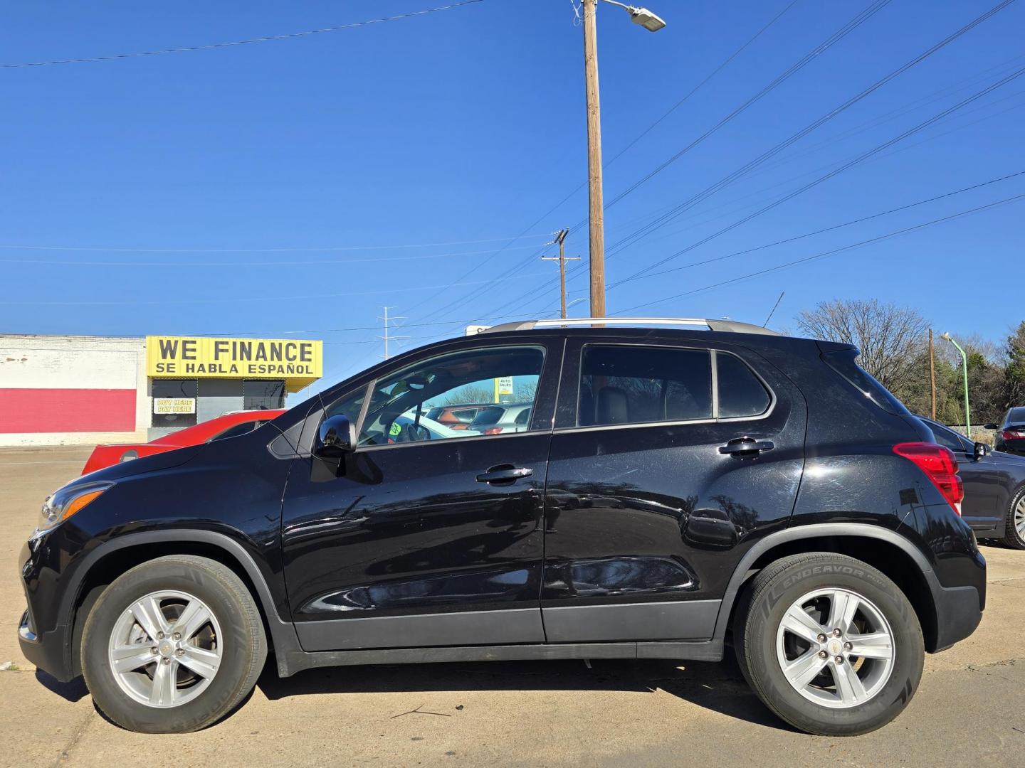 2015 WHITE Chevrolet Trax LS (3GNCJKSB1FL) with an 1.4L L4 DOHC 16V FFV engine, AUTO transmission, located at 2660 S.Garland Avenue, Garland, TX, 75041, (469) 298-3118, 32.885551, -96.655602 - Photo#6