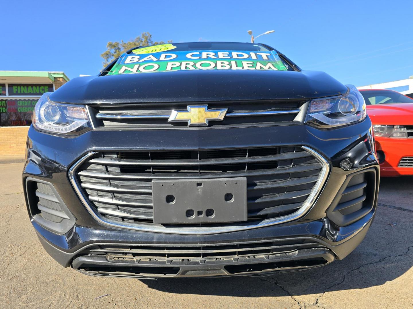 2015 WHITE Chevrolet Trax LS (3GNCJKSB1FL) with an 1.4L L4 DOHC 16V FFV engine, AUTO transmission, located at 2660 S.Garland Avenue, Garland, TX, 75041, (469) 298-3118, 32.885551, -96.655602 - Photo#9